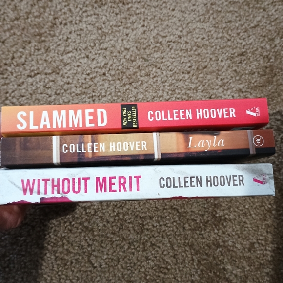 Bundle of Colleen Hoover Books - Picture 2 of 3